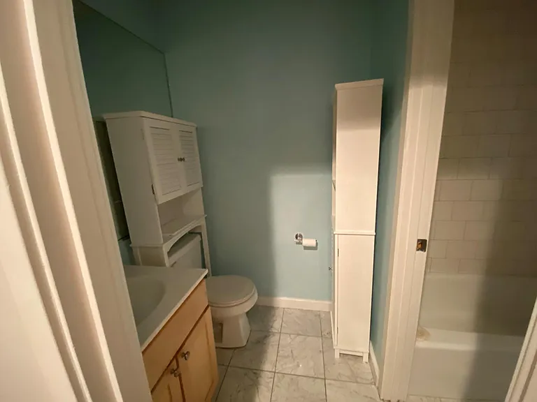 1661 Washington St #403 — Photo 9