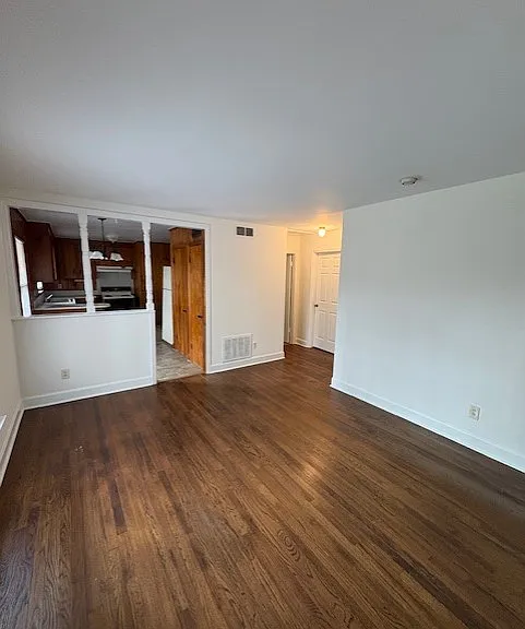2929 Amity Garden Ct — Photo 2