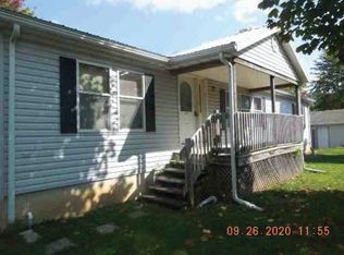 55 E Fir St, New London, OH 44851