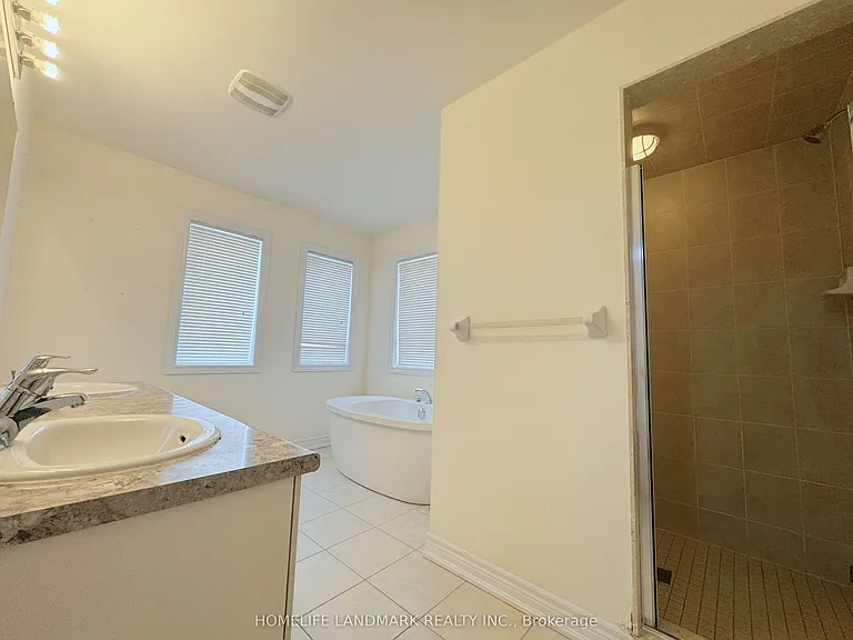 36 Applegate Dr — Photo 20