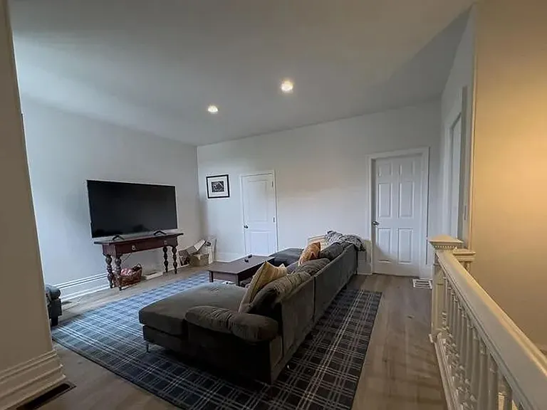 2037 Spring Garden St #3FF — Photo 18