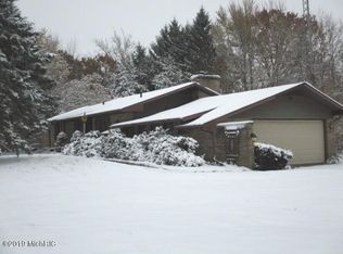 2224 E Lemon Creek Rd, Berrien Springs, MI 49103