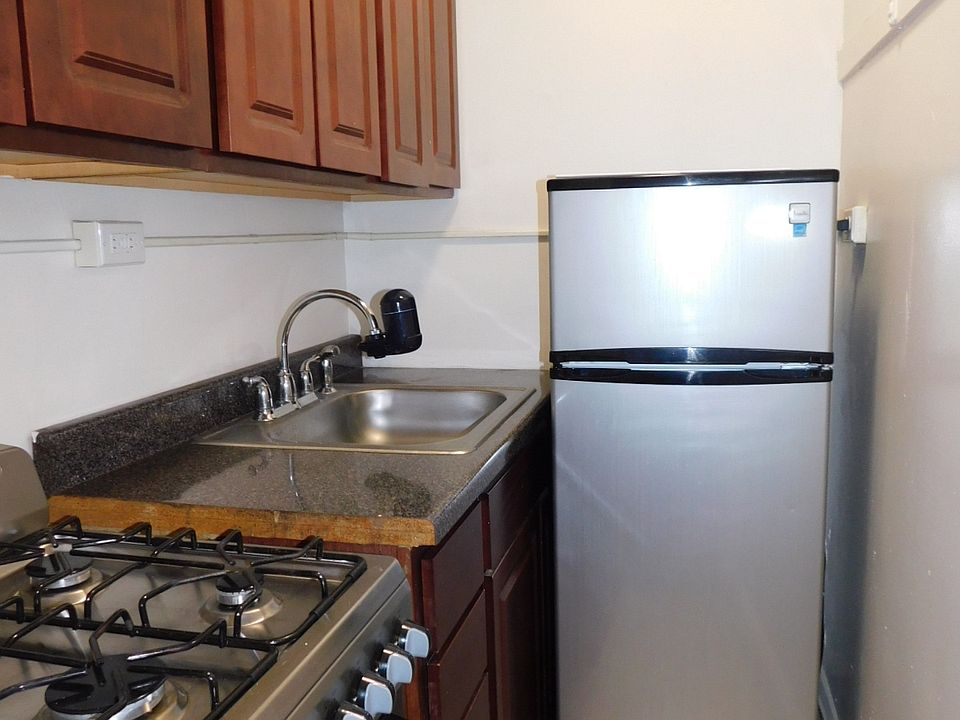 1st image of 1570 Oak Ave APT 615