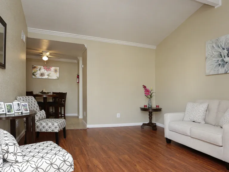 Miami Gardens — Photo 2