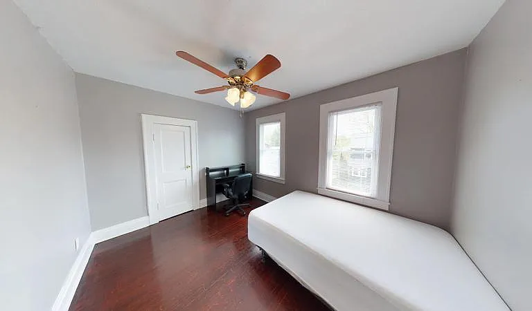 240 Lorraine Ave — Photo 17