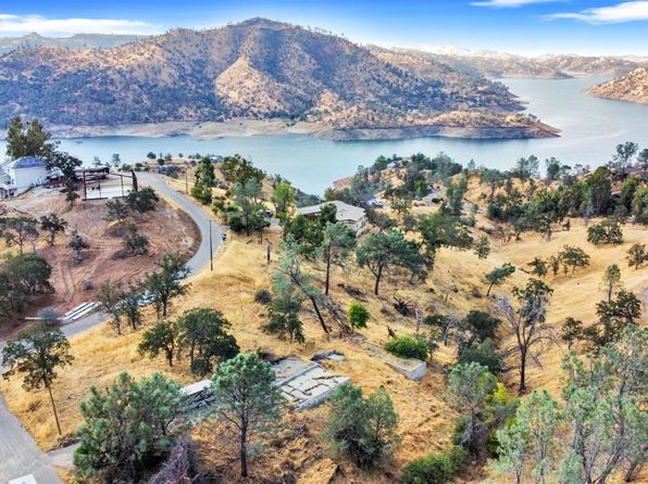 9999 Balboa Ct, Friant, CA 93626