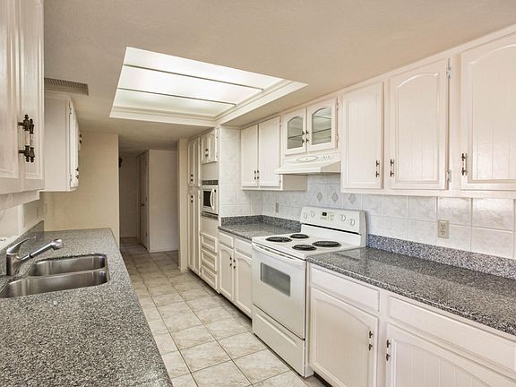 4th image of 4350 N Camino Yermo