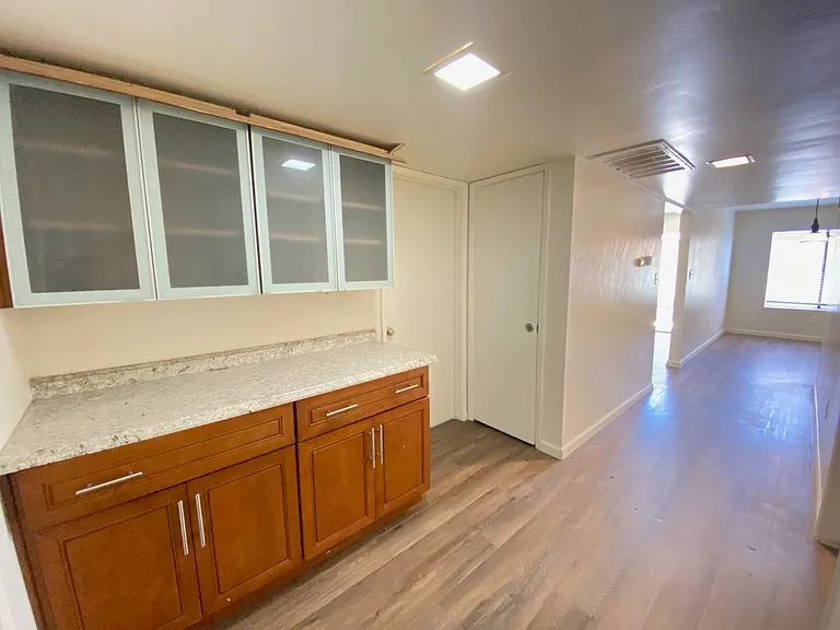 441 1/2 Sequoia Dr — Photo 13
