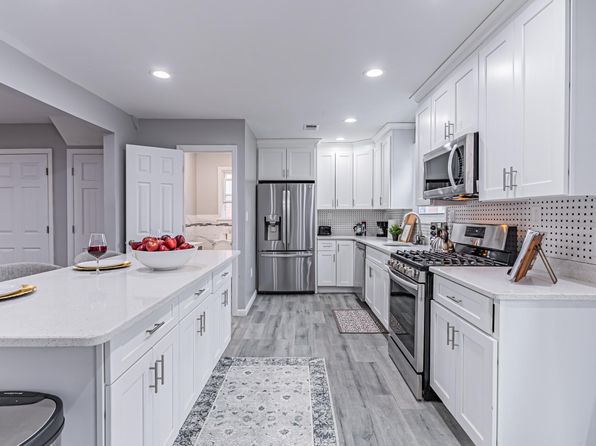 (undisclosed Address)