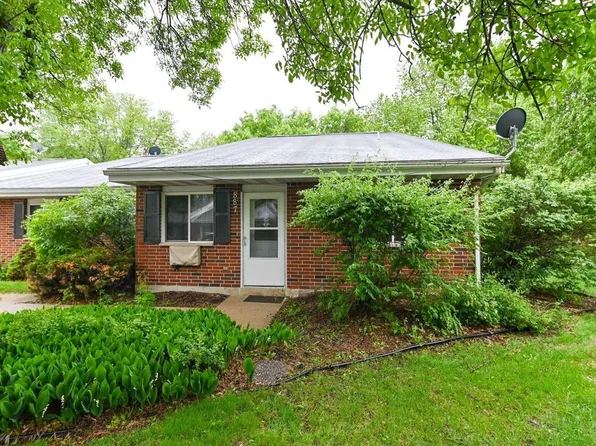 887 Kottke Dr #887, Madison, WI 53719