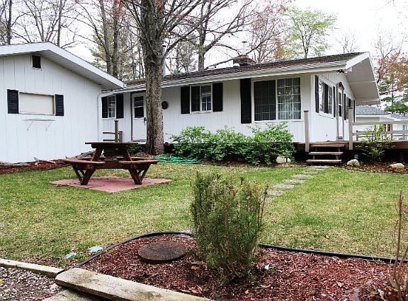 3rd image of 3731 Jennings Ct
