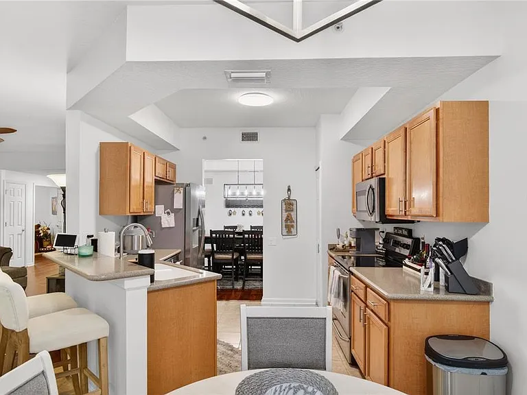 852 Lantern Way — Photo 25
