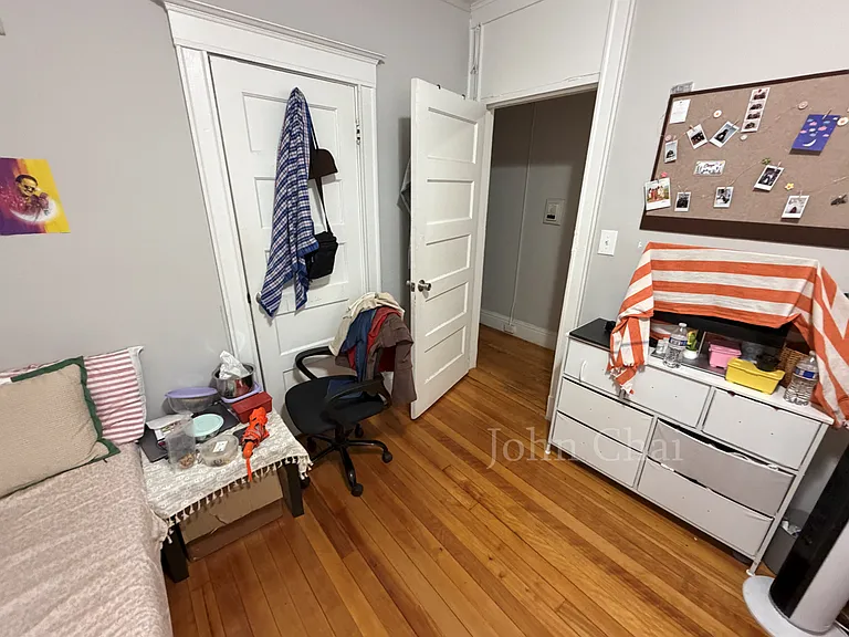 220 South St #8 — Photo 4