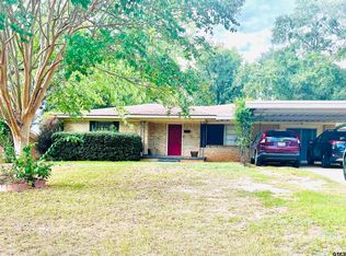 1810 W Main St, Henderson, TX 75652