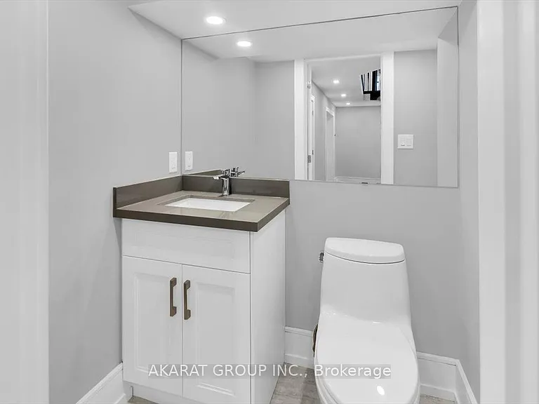 1274 Kings College Dr — Photo 19