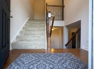 415 Town Center Blvd, Gilberts, IL 60136