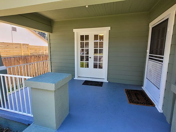 3rd image of 6205-07 Canobie Ave #6205