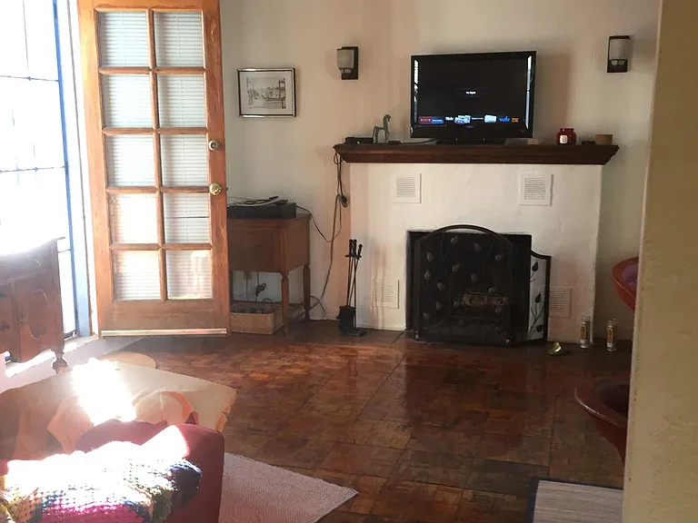 1215 E Mabel St — Photo 10