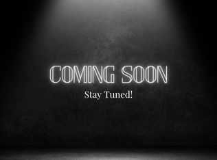 206 36th St SE, Washington, DC 20019