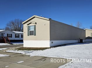 127 Ashford Dr #127, Flint, MI 48504