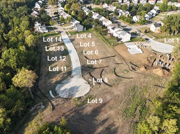 9005 Timberwood Dr, Johnston, IA 50131