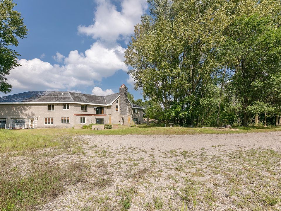 306 30th St SW, Montrose, MN 55363 | Zillow
