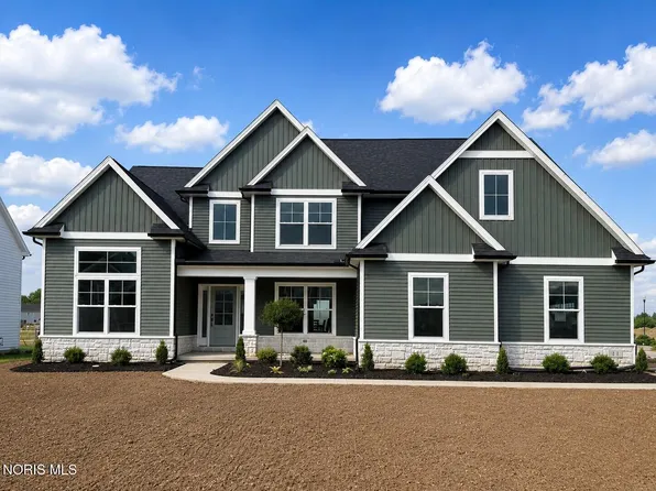 11 Hawthorne Xing, Perrysburg, OH 43551