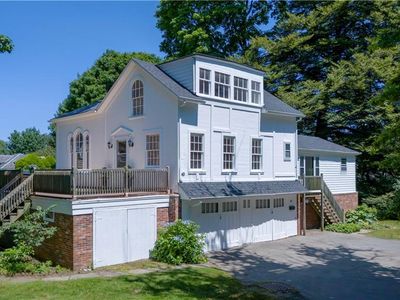 40-42 Catherine St, Newport, RI, 02840