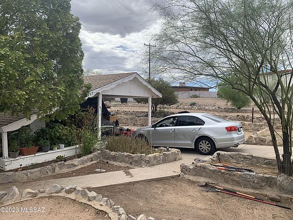 2nd image of 2747 S Enchanted Hills Dr