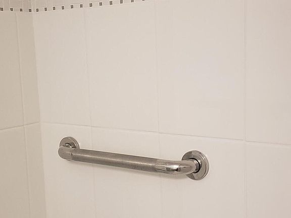 5th image of 4107 SE Barcelona St