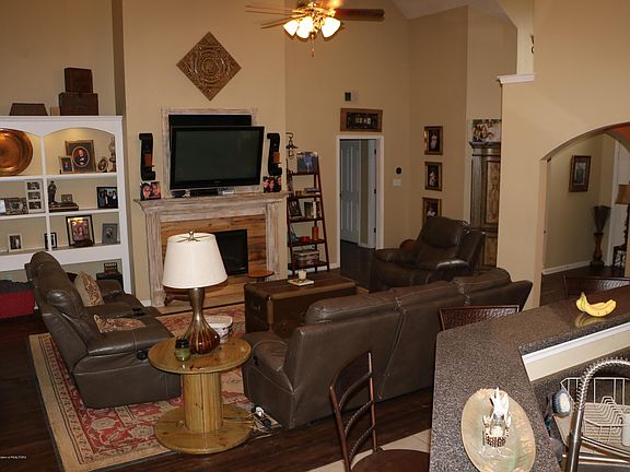 5th image of 5695 Nichols Dr