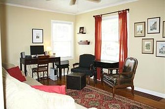 4th image of 23 E Pocahontas Ln