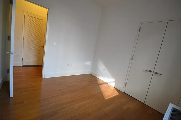 Rented by Bold New York | media 49