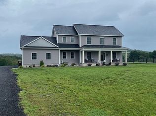 311 Mammoth Spring Rd, Rensselaer, NY 12144