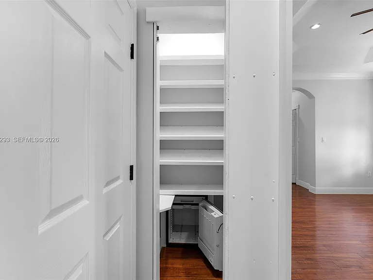 3906 NE 20th St — Photo 37