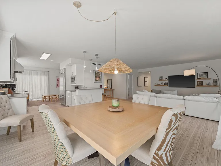 11355 Pond View Dr #D104 — Photo 5