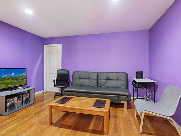 5th image of 2147 Ridge Ave APT 2D