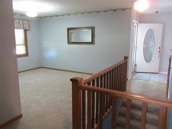 4th image of 510 Centennial Dr