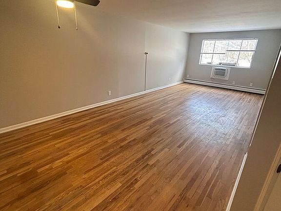 2nd image of 126 S Franklin St APT 16