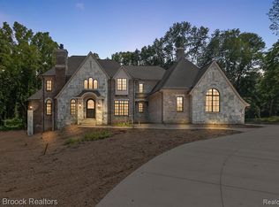 4524 Stoneleigh Rd, Bloomfield Hills, MI 48302 | Zillow