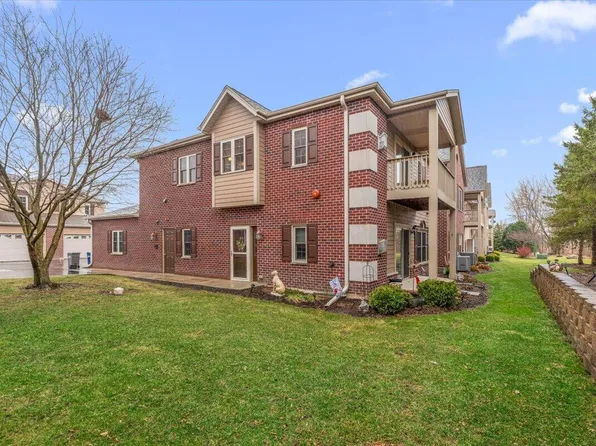 W162S7035 Olive CIRCLE, Muskego, WI 53150