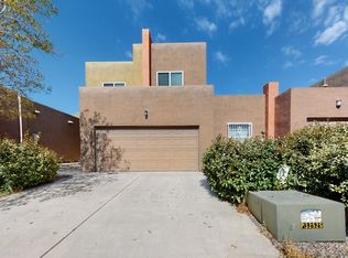 915 Teagan Ct NE, Albuquerque, NM 87112