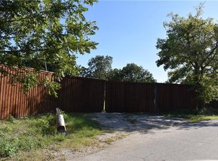 708 E Hundley Dr, Lake Dallas, TX 75065