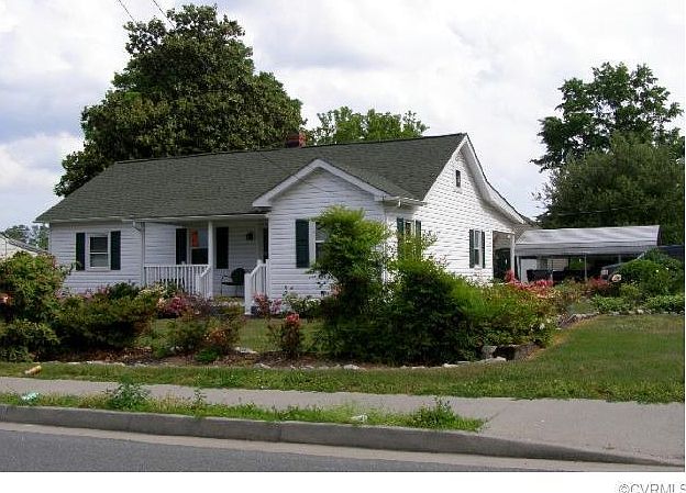 2nd image of 511 Myrtle St
