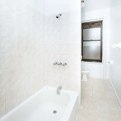 Rented by Nooklyn NYC LLC | media 5