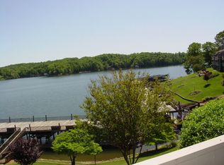 835 Gangplank Rd UNIT 107, Moneta, VA 24121