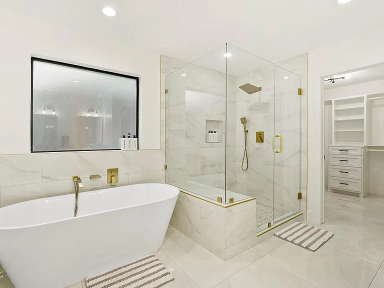 3327 Freshmeadows Dr — Photo 4