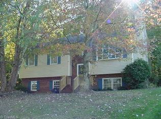 3957 Waterview Rd, High Point, NC 27265