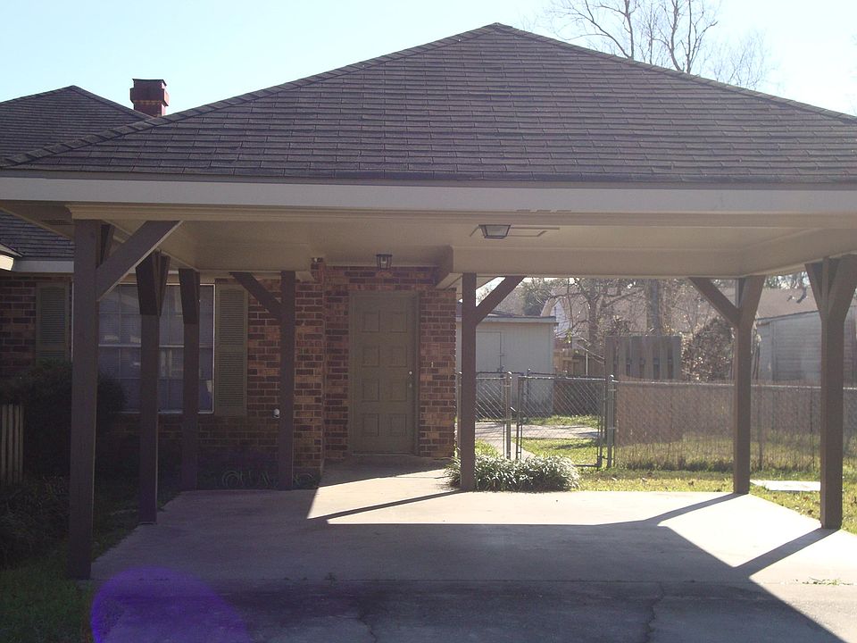 1st image of 205 Bickerton Dr #A