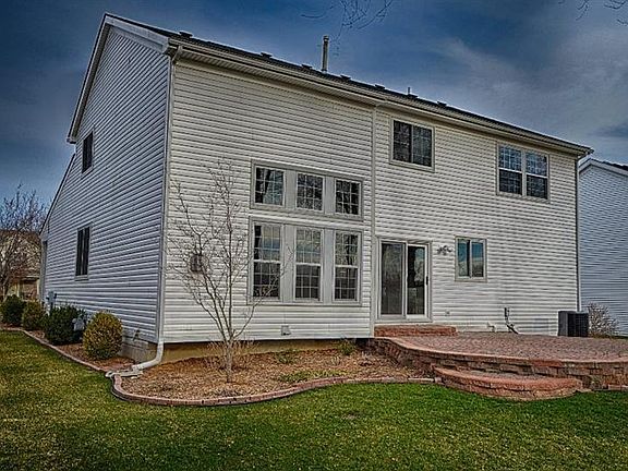 3rd image of 9936 Lancaster Dr